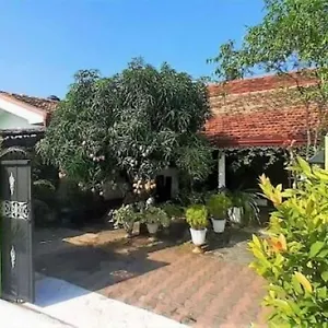 https://alexandra-family-villa.kandyhotelsnow.com